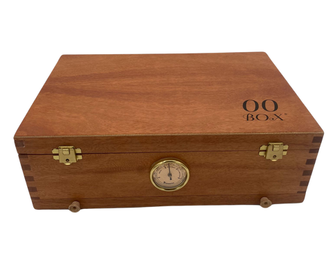 Feeling Light 00 Box Grand Format en Bois de Cèdre